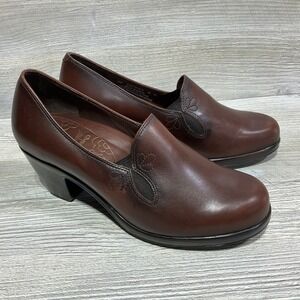 Dansko Women's EU 40 US 9.5/10 Beth Pump Brown Leather Heels Shoes 3303787800